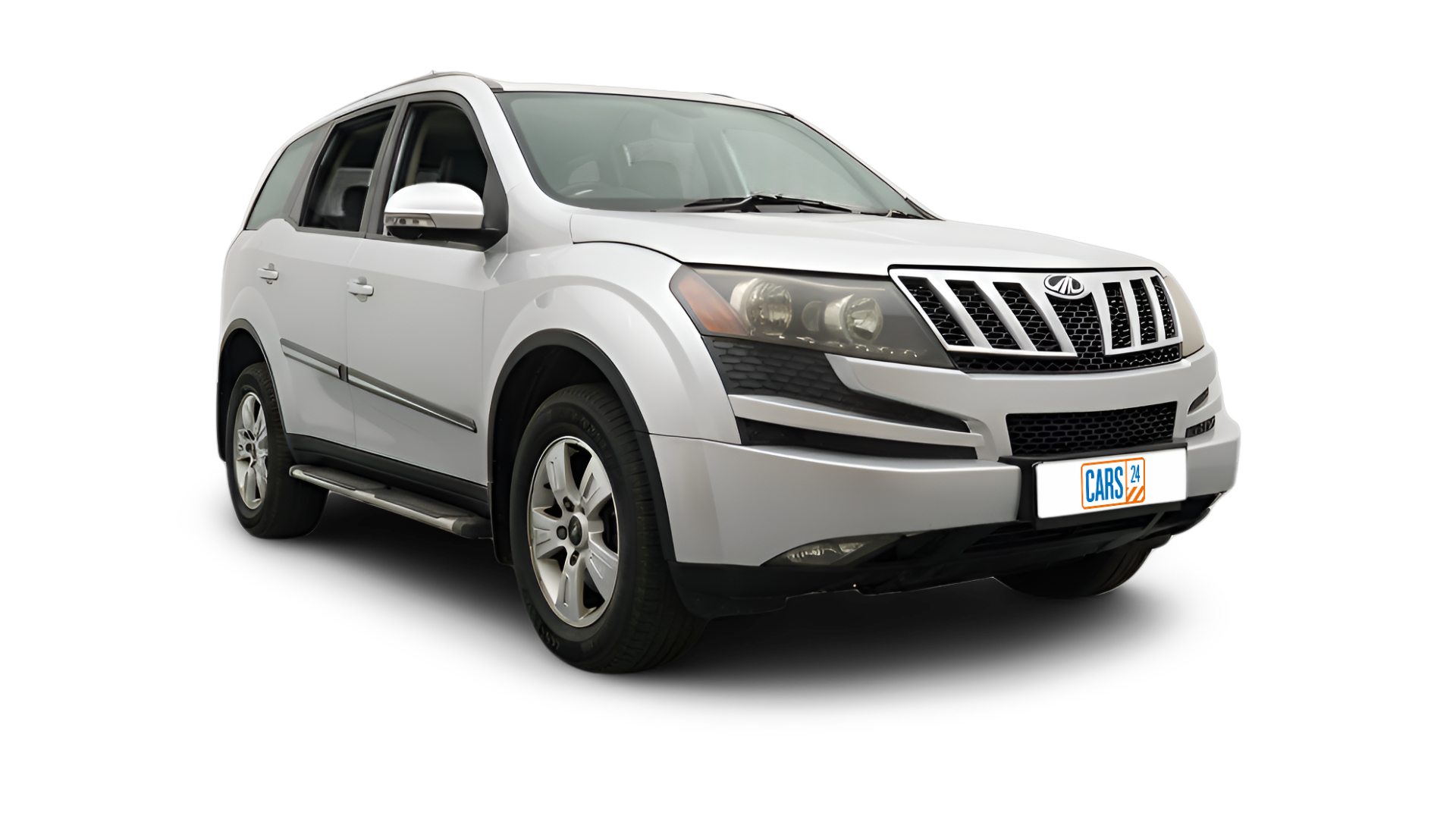 Mahindra XUV500-img